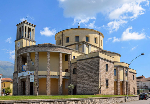 basilica con cattedrale di san costanzo vescovo e san tommaso